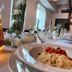 Kamienica & Restauracja Bed & Breakfast
