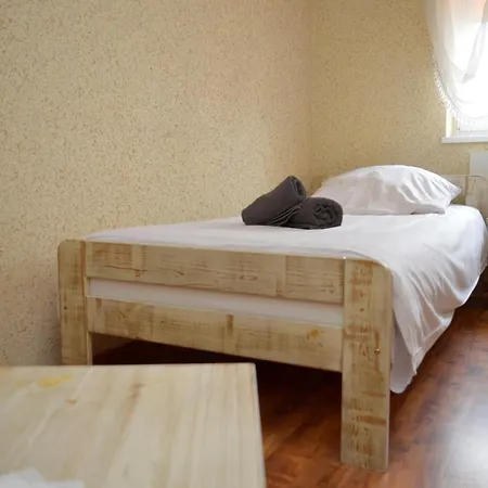 Kamienica & Restauracja Bed & Breakfast *
