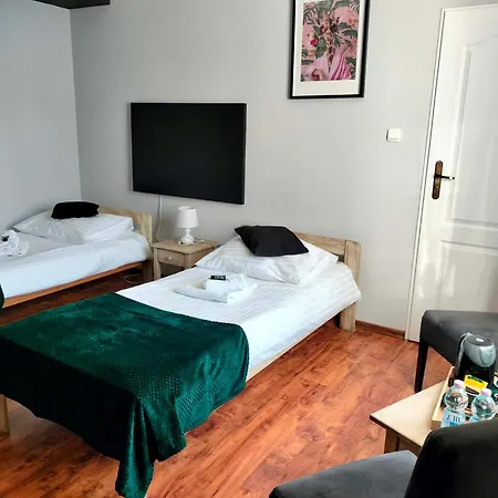 Kamienica & Restauracja 3* Опаленица